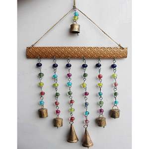 Campanilla de Viento Bohemia de Hierro con Cuentas, Artesanía Metálica India, Atrapasueños Decorativo Colgante con Función - Product Image 1