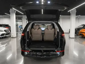 EXPENG X9 2024, Batería de Litio de 110 kWh, Tracción en las Cuatro Ruedas, Sedán de 7 Plazas, Neumáticos R18, Asientos de Cuero, Techo Panorámico, Luces LED, Envío Inmediato - Product Image 3