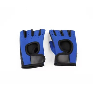 ถุงมือออกกำลังกายในยิมวัสดุนีโอพรีนสไตล์ใหม่พิมพ์โลโก้ได้ตามต้องการ - Product Image 5