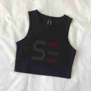 2025 Summer New Women Ribbed Sleeveless <b>Crop</b> <b>Top</b> Vest Solid Color Tank <b>Crop</b> <b>Tops</b> for Women - Product Image 2