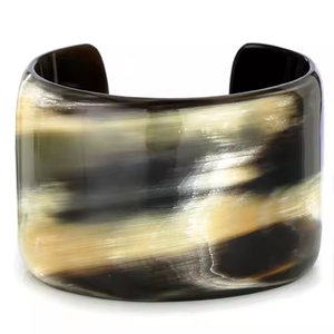 Article fait main par des artisans indiens Boutons de manchette et bracelet en corne de buffle fabriqués par l'artisanat du croissant - Product Image 1