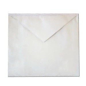 ผ้ากันเปื้อนเครื่องราชกกุธภัณฑ์สำหรับปลอกคอสัตว์เลี้ยงผลิตจากอัญมณี - Product Image 3