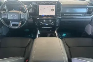 2023 Ford F-450 Lariat - Product Image 4