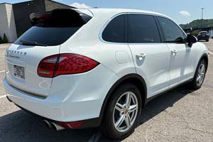 UTILISÉ LHD/RHD 2014 P0RSCHE CAYENNE TURBO - Product Image 3