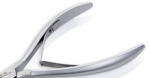 OMI CB-202 Ensemble de manucure et de pédicure Coupe-ongles et dissolvant de cuticules en acier inoxydable Utilisation en salon avec emballage de gel Type de beauté - Product Image 3