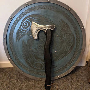 Bouclier Viking Ragnar fait à la main en contreplaqué, acier à haute teneur en carbone 1095, personnalisable, qualité OEM, bricolage - Product Image 4