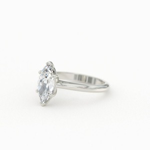 Elegante corte Marquesa VVS2 E Color Lab Grown Diamond anillo de compromiso IGI certificado personalizado oro plata al por mayor OEM ODM proveedor - Product Image 3