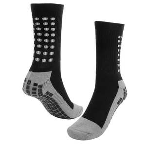 Chaussettes de cheville athlétiques en coton avec logo personnalisé direct d'usine pour hommes Chaussettes de sport respirantes Vêtements de sport décontractés Caractéristique antidérapante - Product Image 1