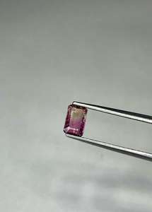 Pierre de tourmaline naturelle facettée, couleur bio, en vrac. - Product Image 4