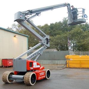 Plataforma Aérea Articulada con Elevador de Personal, Altura Máxima de Trabajo de 18 m, Tipo de Ruedas, Neumática/Hidráulica/Diésel para Trabajo en Altura - Product Image 4