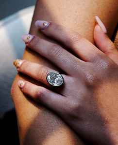 Juego de bisel, anillo de compromiso de moissanita de corte ovalado de 7 quilates, solitario de hielo triturado alargado, anillo nupcial de lujo para ella - Product Image 3