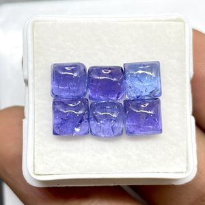 Venta al por mayor cabujón de tanzanita natural 4MM forma de cojín tamaño calibrado cabujón para la fabricación de joyas - Product Image 2