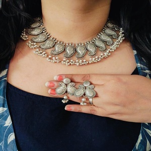 Hermoso conjunto de collar de fusión de plata, pendiente a juego con perla de diamante, boda, fiesta, compromiso, regalo perfecto para mujeres y niñas - Product Image 1