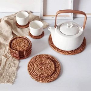 แผ่นรองจานและแผ่นรองจานทำจากหญ้าทะเลสานด้วยความร้อนทำจากข้าวโพดธรรมชาติสุดสร้างสรรค์ - Product Image 2