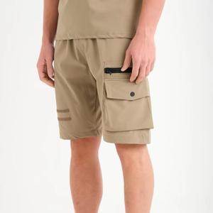 Tenue de sport d'été décontractée pour homme, ensemble de 2 pièces avec t-shirt à manches courtes et short au genou à séchage rapide - Product Image 4