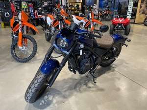 Disponible dès maintenant : Nouvelles motos Cruiser Rebel 500 (ABS) SE 2025 - Product Image 6