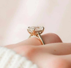 <b>Custom</b> 3ct Emerald Cut Moissanite Engagement <b>Ring</b> Unique Personalized Design Elegant Bridal Jewelry for Women Wholesale - Product Image 1