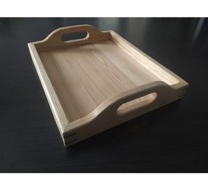 Bandeja Grande Flexible de Madera de Mango con Acabado Lacado Brillante y Asas de Hierro Portátiles para Cocina, Escritorio, Cafetería, Restaurante, Fiestas - Product Image 1