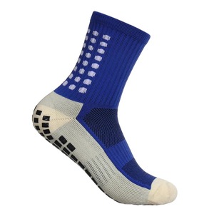 Calcetines de agarre con logotipo personalizado, venta al por mayor de Calcetines antideslizantes atléticos para fútbol, baloncesto, gimnasio, entrenamiento, yoga, ropa deportiva - Product Image 6