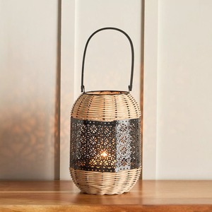 โคมไฟหลุมฝังศพอลูมิเนียมที่มีแม่ลายใบไม้ออกแบบสีได้เองทั้งในร่มและกลางแจ้งบ้านและสวนฟ้าผ่าดีไซน์คลาสสิก - Product Image 4