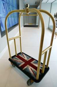 Porte-bagages de style américain de qualité supérieure pour hôtel Bellman Cart Gold Top Démontage poussé à la main Voiture à bagages - Product Image 5