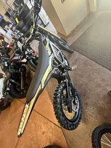 Nouvelle moto électrique tout-terrain HP SW 21kW 2025 avec batterie lithium 60V 60Ah, frein à disque hydraulique, vitesse unique et cadre en aluminium - Product Image 2