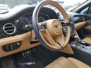 Offre exceptionnelle : Bentley Bentayga Hybride AWD 2020 d'occasion, propre et prêt à être expédié - Product Image 6