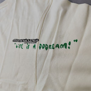 Camiseta de manga corta informal de gran tamaño para hombre, estampado de logotipo personalizado, diseño de cuello redondo de peso pesado de alta calidad - Product Image 3