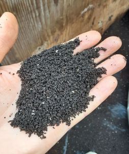 Fundición de lombrices de tierra Control de lombrices de tierra naturales para césped Campo de golf y harina de semillas de té de césped con pajita - Product Image 5