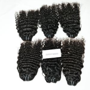 ¡Venta al por mayor de extensiones de cabello humano natural crudo rizado solo dibujado trama doble color negro templo indio fabrica el mejor precio! - Product Image 1