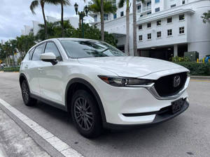 Mazda CX-5 Touring 2021 en perfecto estado - Product Image 3