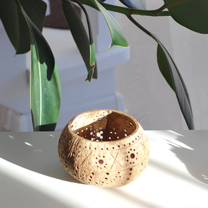 Meilleure vente de bougeoir en coquille de noix de coco Textures uniques pour la vaisselle décoration de la maison vente en gros du Vietnam - Product Image 3