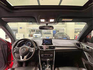 Changan Mazda CX-4 2017 R17 Traction avant Automatique Sièges en cuir Caméra de recul Conduite à gauche Intérieur sombre Bon état Voiture d'occasion - Product Image 2