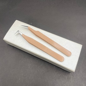 Pince à épiler d'extension de cils marron à isolation à 90 degrés en acier inoxydable durable avec logo personnalisé outil de beauté à pointe pointue - Product Image 5