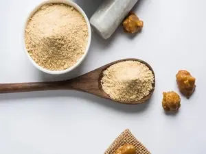 Poudre d'Asafoetida de qualité supérieure (Hing) pour aromatiser les aliments aide à la digestion sans couleurs artificielles au prix de gros - Product Image 4