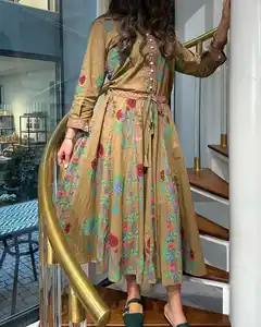 卸売伝統的なイスラム教徒の女性のファッションイスラム教徒のローブプリントマキシファッショナブルなプリントアバヤ控えめなカフタンドレス