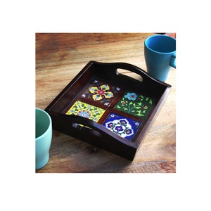 ถาดเสิร์ฟไม้พร้อมที่จับออกแบบพิมพ์ลายเหมาะสำหรับงานเลี้ยงอาหารเช้าและตกแต่งบ้าน - Product Image 1