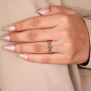 Bague de fiançailles classique en diamant cultivé en laboratoire minimaliste personnalisable 10k 14k 18k plaqué or bague IGI taille brillant - Product Image 3