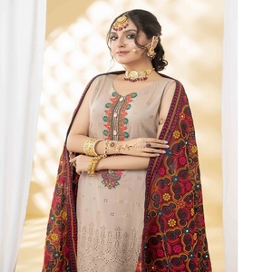 ชุดสนามหญ้า3ชิ้นผ้าคอตตอนแท้ของปากีสถานแผ่นแปะ chikankari ทำงานโดย Mi creation shahkar สำหรับปาร์ตี้สวมใส่สำหรับอินเดีย - Product Image 2