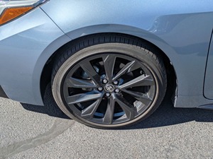 Usado 2023 a Yota co Rolla SE FWD - Product Image 5