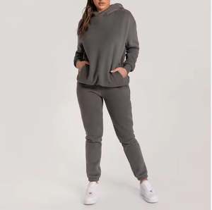 Conjunto de sudadera polar de 2 piezas para mujer personalizada de alta calidad Pantalones de joggers de moda con tops cortos de longitud - Product Image 6