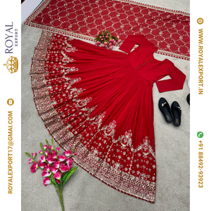 Royal Export Surat's New Arrival Ethnic Collection Party Wear Gown et Salwar Kameez pour les mariages disponibles au tarif de gros - Product Image 4