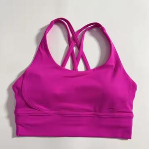 Soutien-gorge de sport élégant pour femmes grandes tailles, tissu respirant à séchage rapide, design sans couture, couture durable, maintien élevé - Product Image 4