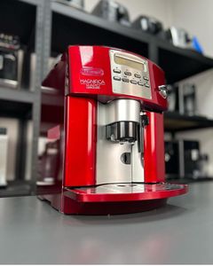เครื่องชงกาแฟเอสเพรสโซความจุถั่ว250กรัมเครื่องทำคาปูชิโน่โฟมนม Moka เครื่องทำคาปูชิโน่อิตาลี
