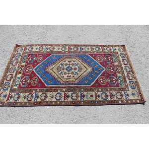 Tapis vintage 3,37 x 5,7 pieds, tapis d'inspiration turque, tapis en laine Ikat rouge - Product Image 3