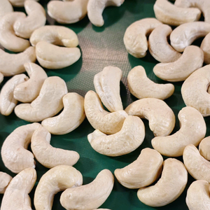 Hot Sale! Cashew <b>Nuts</b> WW240 Kaju Badam <b>Nuts</b> <b>Kernels</b> SANTIGO Cashew Low MOQ - Product Image 1