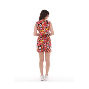 SET di personaggi dei cartoni animati con pantaloncini in alto e in basso