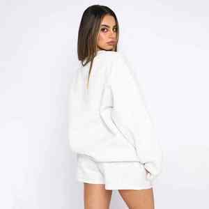 Vente en gros d'élasthanne/polyester en éponge française Surdimensionné au-dessus du genou Ensemble sweat-shirt et short pour femme automne hiver - Product Image 6