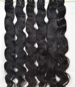 Extensiones de Cabello Humano Virgen Sin Procesar de Tejido Profundo Suelto Indio, Ondulado Natural, Cutícula Alineada, Negro Natural, Fabricantes - Product Image 3