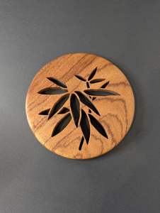 Comfortable Wooden <b>Trivet</b> That Allows Safe Handling Of Hot Cookware While Complementing Any Dining Room Decor - Product Image 3